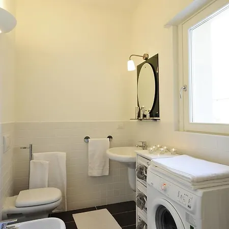 Aquamarine - Apt. 3 Апартаменты Граведона